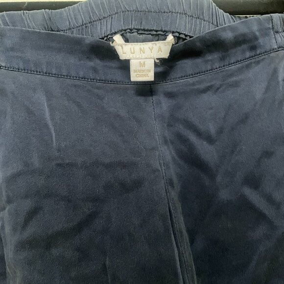 Lunya Washable Silk Tulip Back Set - Picture 9 of 9